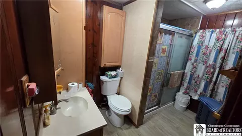 Bath - 152 Maple Ave, Dunkirk, NY 14048 photo 2 of 2