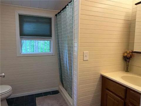 Bath - 1316 Bay Dr, Middlesex, NY 14507 photo 3 of 4