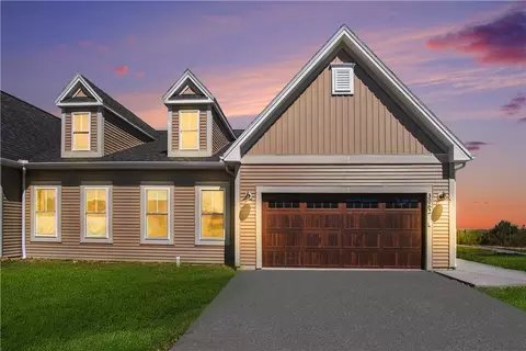 3062 Pierce Brook Trl, Canandaigua, NY 14424