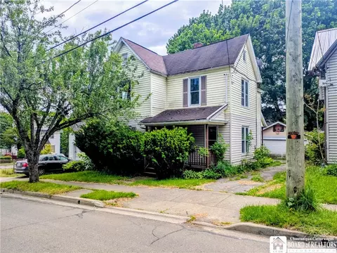 124 Falconer St, Jamestown, NY 14701