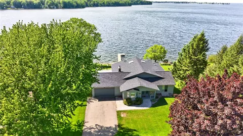 6776 Ann Lee Dr, Huron, NY 14516