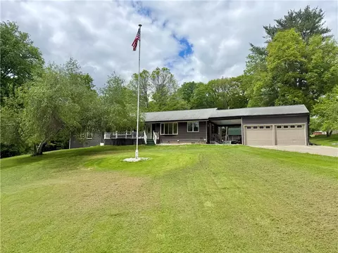 725 Litchfield Rd, Sayre, PA 18840