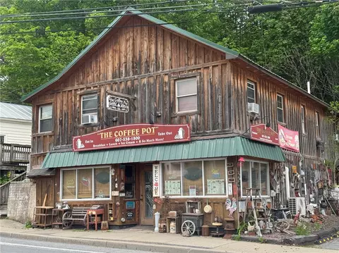 581 Main St, Hobart, NY 13788