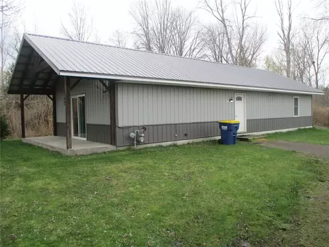 7935 W Henrietta Rd, Rush, NY 14543