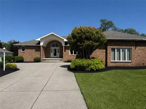 4739 S Ayers Rd, Newstead, NY 14001