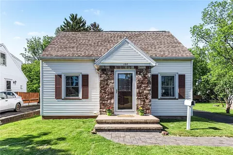 168 Cinnabar Rd, Irondequoit, NY 14617