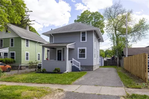 17 Heather St, Rochester, NY 14610