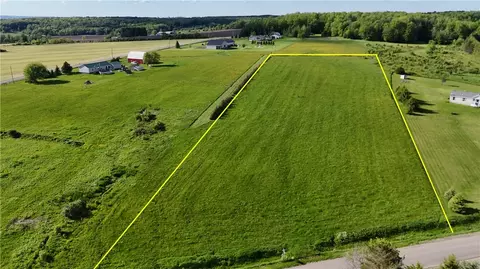 Edmunds Road, Freedom, NY 14065