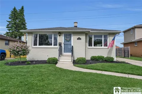 78 Jane Dr, Cheektowaga, NY 14227