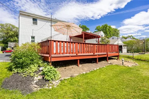 Exterior - 367 Walzer Rd, Irondequoit, NY 14622 photo 11 of 16