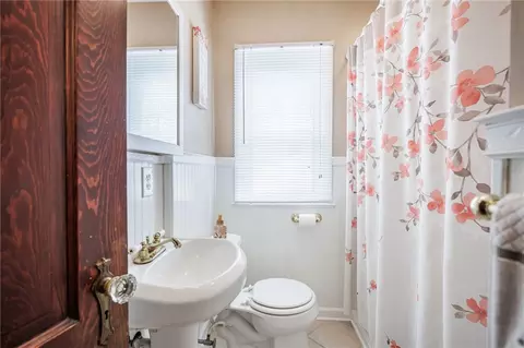 Bath - 367 Walzer Rd, Irondequoit, NY 14622 photo 1 of 4