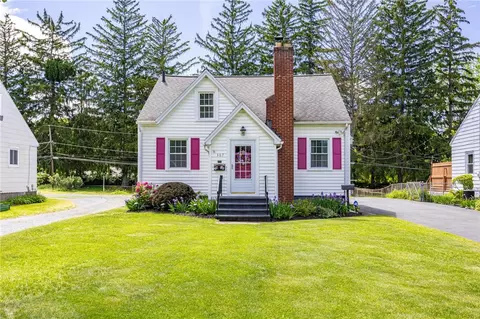 Exterior - 367 Walzer Rd, Irondequoit, NY 14622 photo 3 of 16