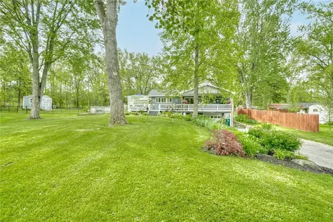 4573 Driftwood Ln, Canandaigua, NY 14424