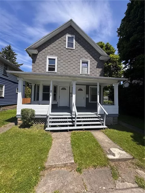8-10 Willow St, Rochester, NY 14606