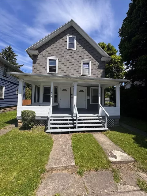8-10 Willow St, Rochester, NY 14606