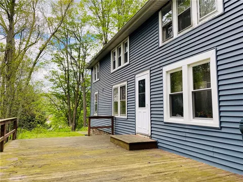 Exterior - 18 E Main St, Sidney, NY 13838 photo 2 of 5