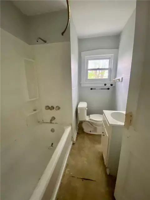 Bath - 18 E Main St, Sidney, NY 13838 photo 3 of 4