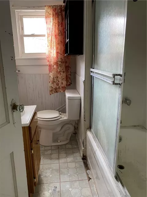 Bath - 18 E Main St, Sidney, NY 13838 photo 2 of 4