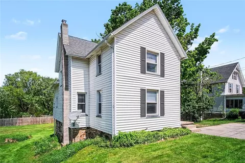 1897 Ridge Rd, Ontario, NY 14519