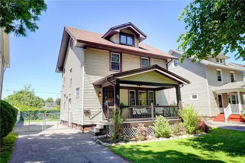 96 Resolute St, Rochester, NY 14621