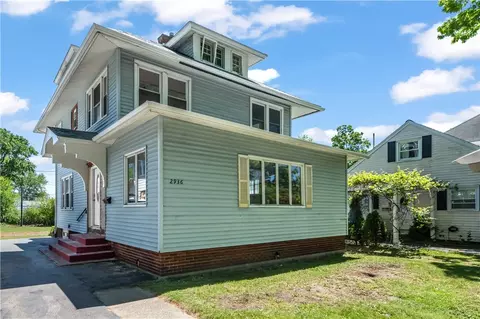 2936 Lake Ave, Rochester, NY 14612