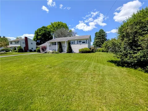 225 Meadowlark Rd, Horseheads, NY 14845