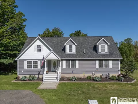 5320 Ellicott Rd, Brocton, NY 14716