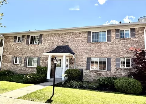 130 Holiday Harbour # C, Canandaigua, NY 14424