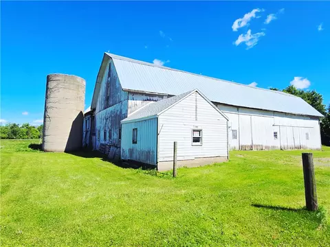 Maple Road E, Newstead, NY 14001