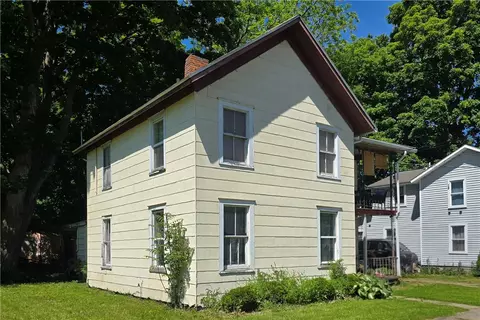 616 Lewis St, Elmira, NY 14904
