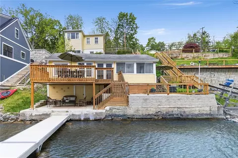 2225 W Lake Rd, Jerusalem, NY 14527