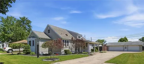 55 Toelsin Rd, Cheektowaga, NY 14225