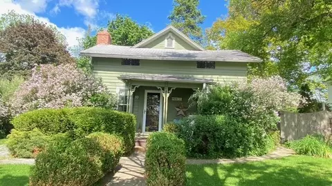 59 S Main St, Potter, NY 14544