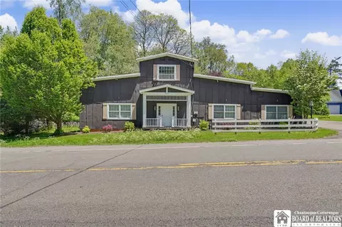 4994 W Lake Rd, Mayville, NY 14757