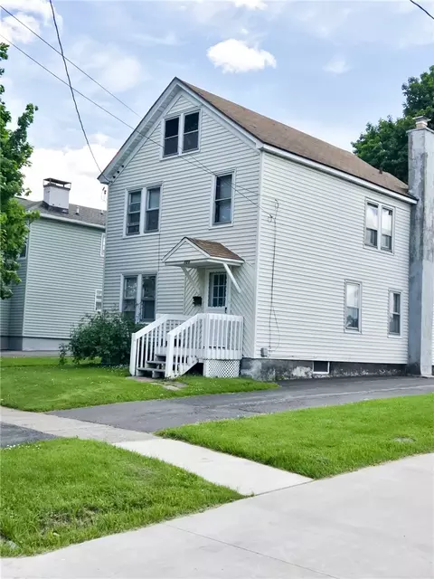 118 Cottage St, Auburn, NY 13021