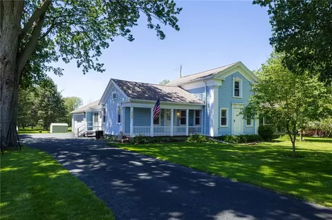 4704 Bennetts Corners Rd, Holley, NY 14470