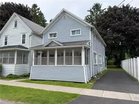 60 Union St, Auburn, NY 13021