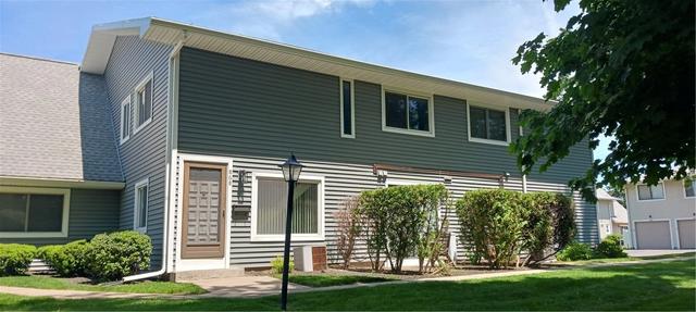 868 Eastbrooke Ln, Rochester, NY 14618