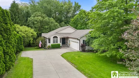 315 Chestnut St, Pomfret, NY 14063