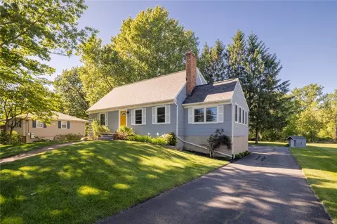962 Martin Rd, West Henrietta, NY 14586