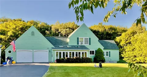 1774 Reed Rd, Bergen, NY 14416