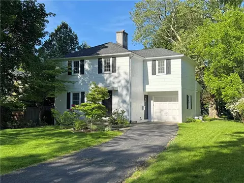 575 Antlers Dr, Rochester, NY 14618