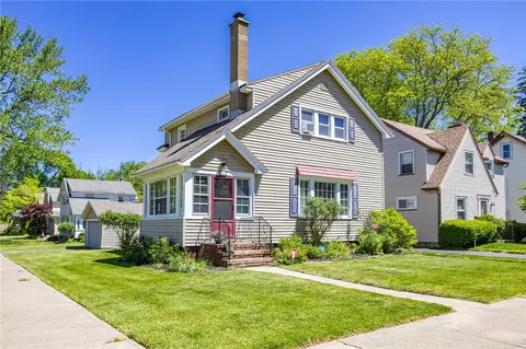 66 Hardison Rd, Irondequoit, NY 14617