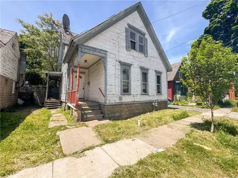 15 Centennial St, Rochester, NY 14611