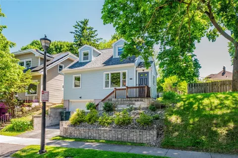44 Hampden Rd, Rochester, NY 14610