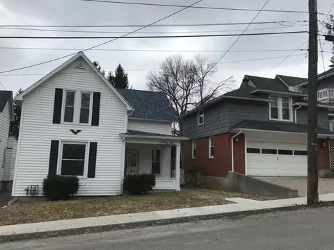 42 Thompson Ave, Bradford, PA 16701