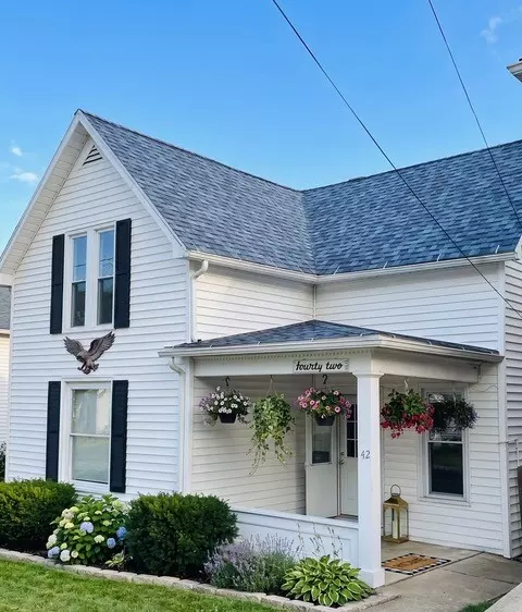 42 Thompson Ave, Bradford, PA 16701