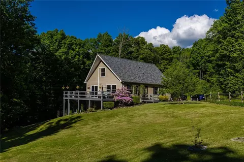 287 Dunn Rd, Catlin, NY 14872