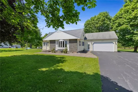 4039 Clarkson Parma Tl Rd, Brockport, NY 14420