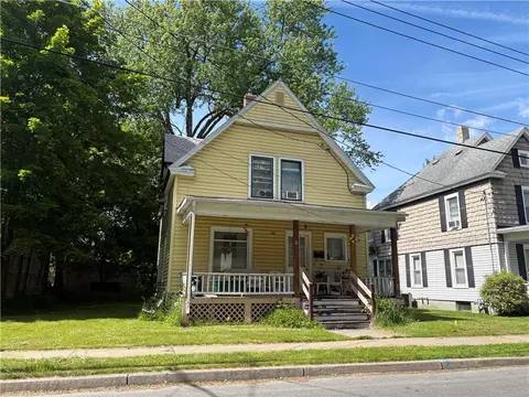 11 Huntington Ave, Oneonta, NY 13820